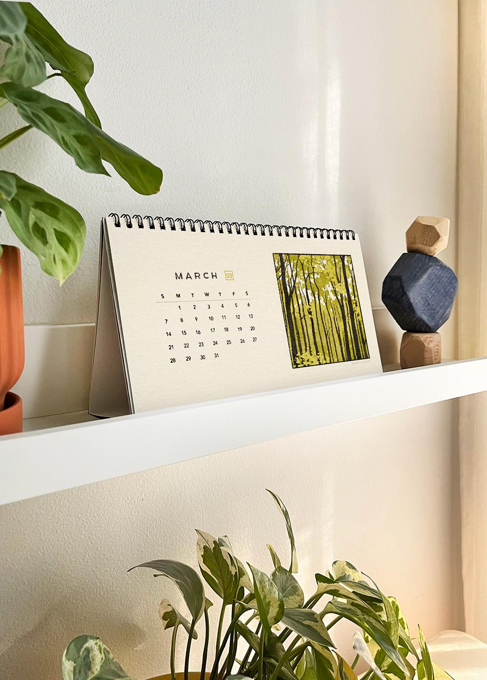2027 Art Desk Calendar [Preorder]